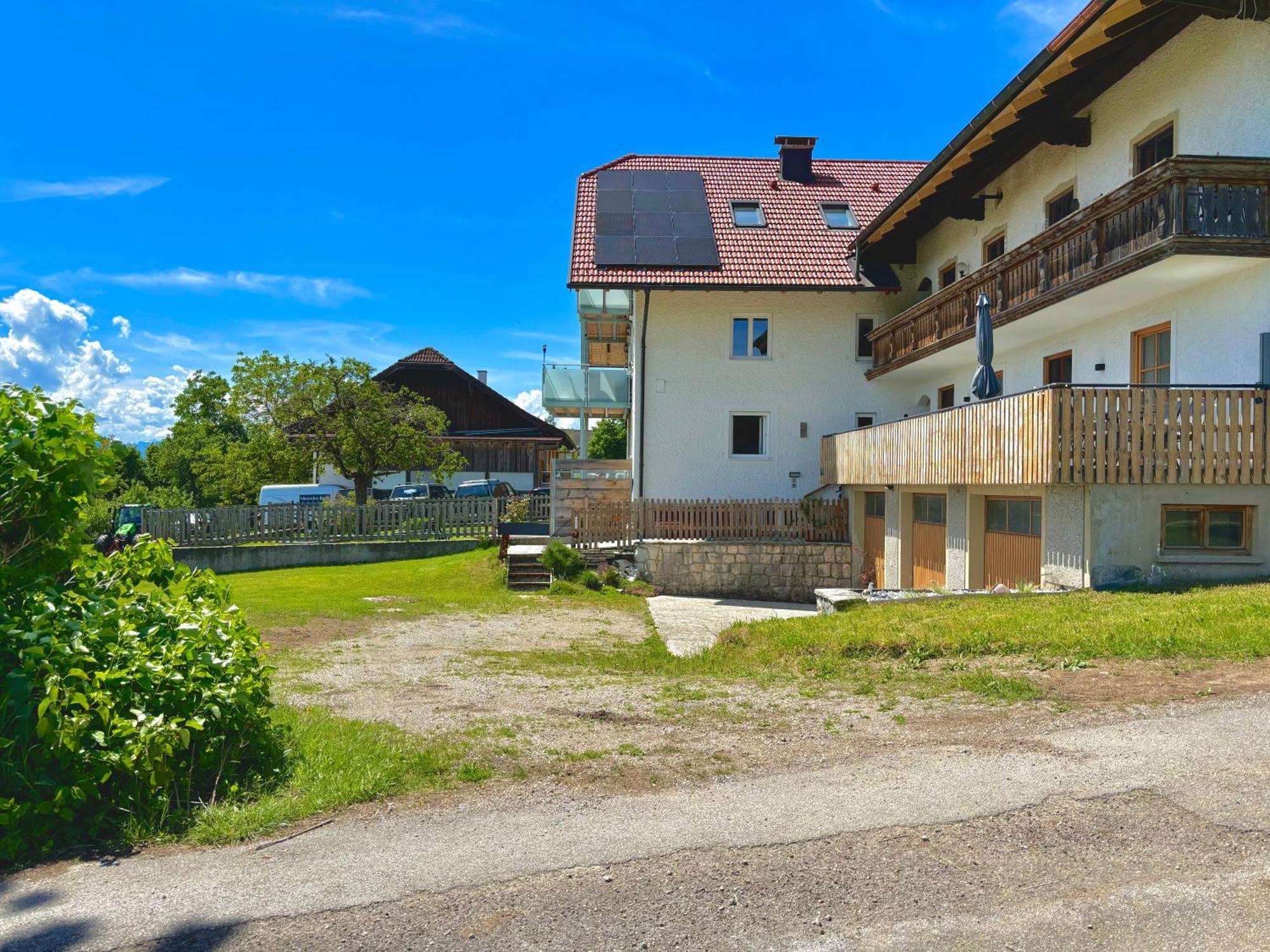 Gaesthaus "Seeblick" Seekirchen Markt Exterior foto